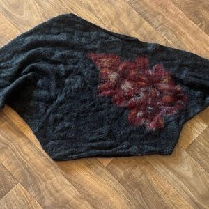 Floral Patterned Black Sweater